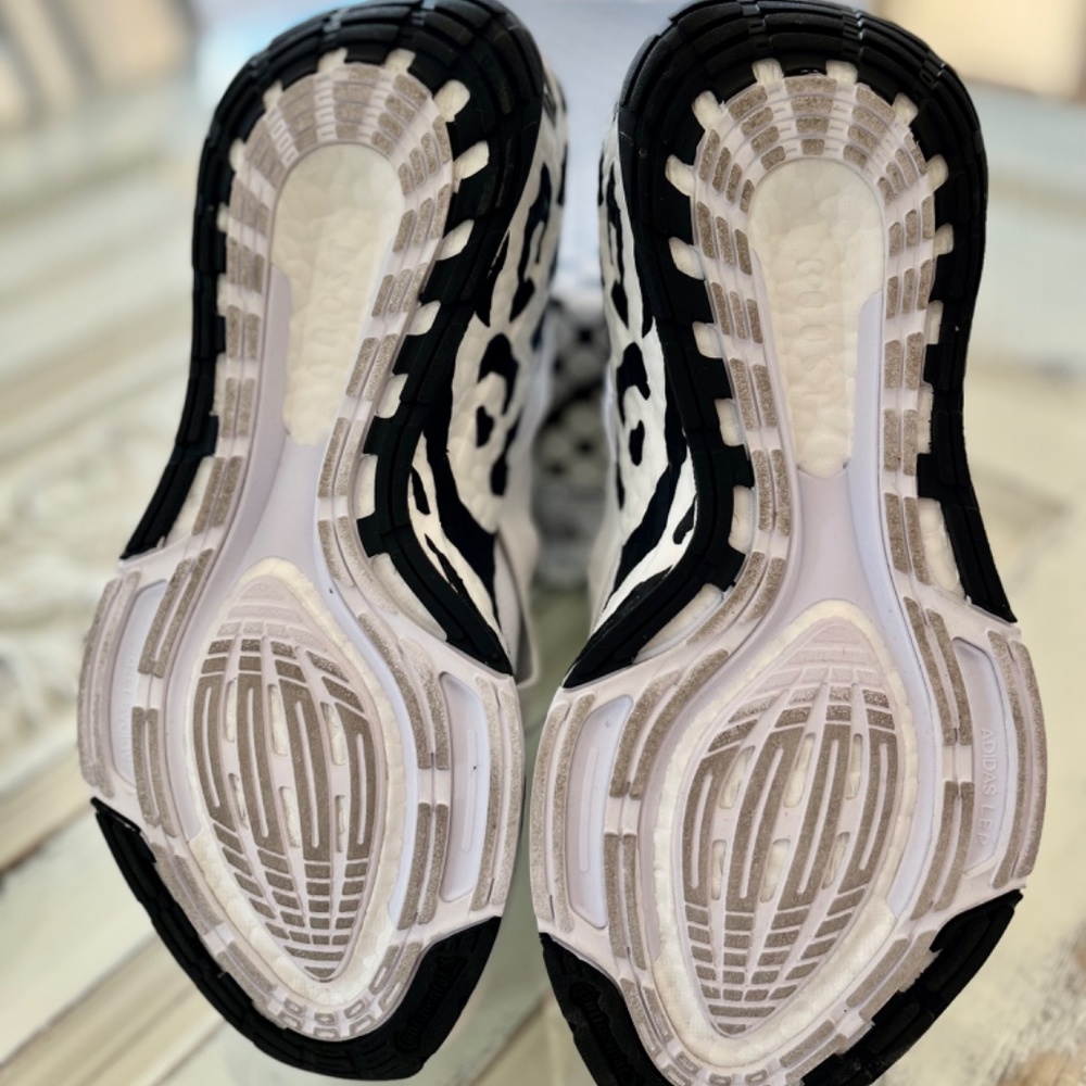 Adidas by Stella McCartney - Picture 2 of 7